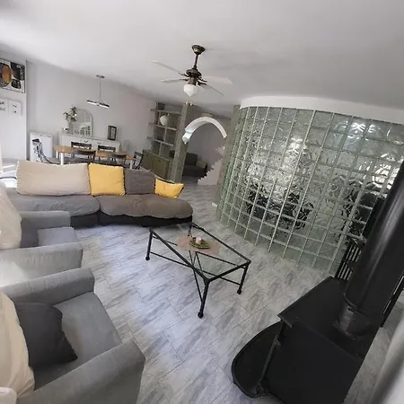 Al Lado Del Mercado Apartment *